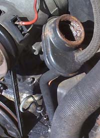 VW Beetle oil filler pipe open